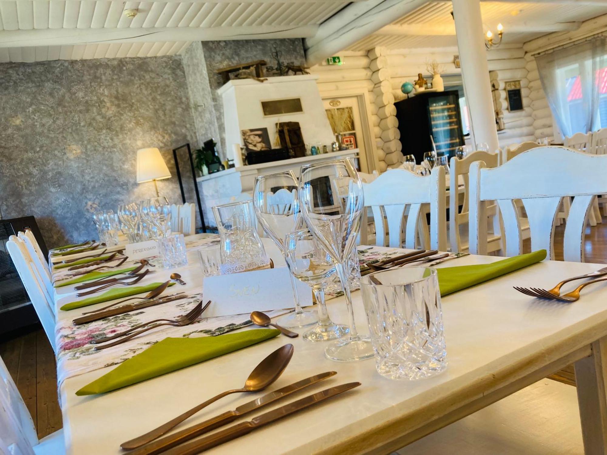 Hotel Kliff Butiik Majutus & Restoran Panga Zewnętrze zdjęcie